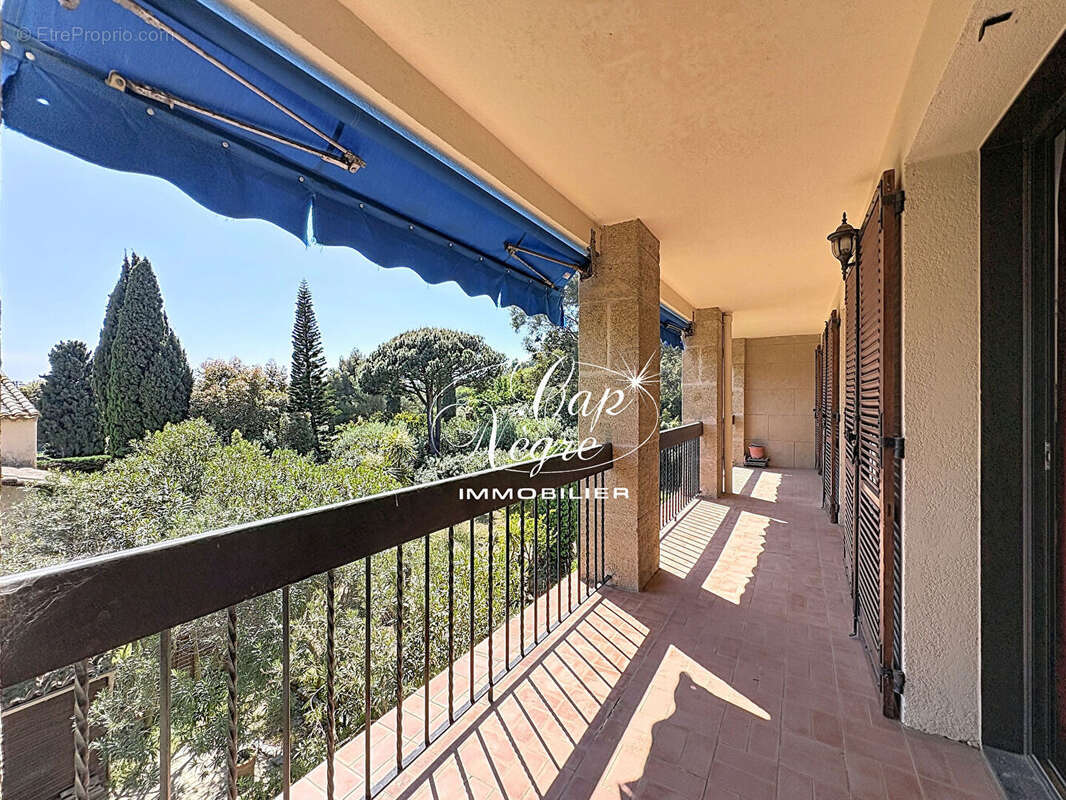 Appartement à LE LAVANDOU
