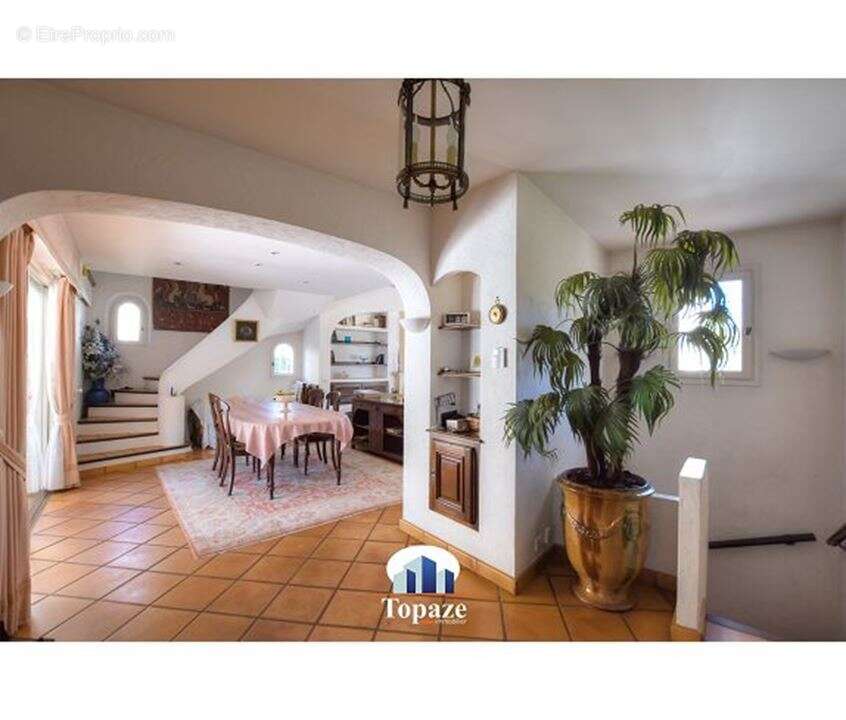 Maison à SAINT-RAPHAEL