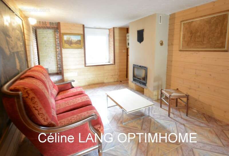 Maison à FRANCHEVAL