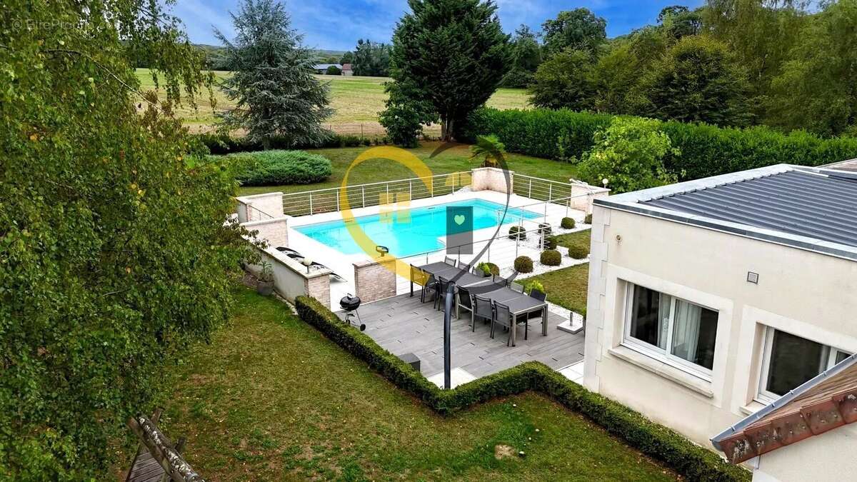Maison propriété de 300m² à Allogny 18110 - photo 22