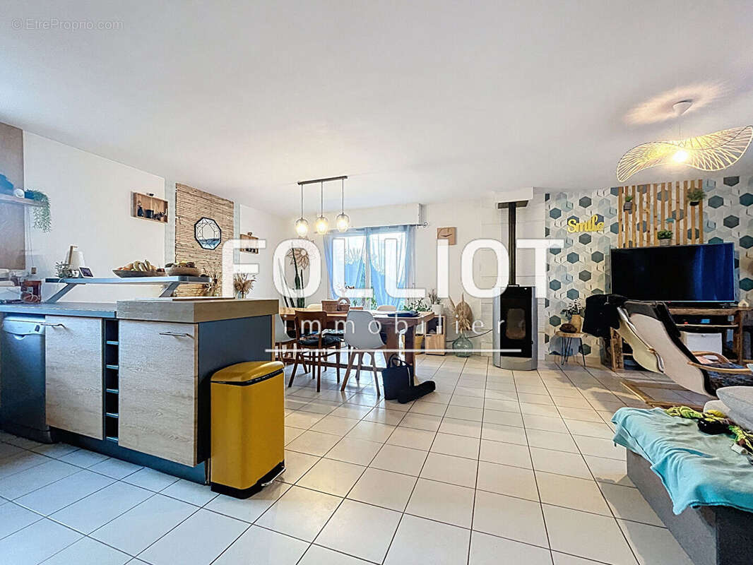 Maison à CERISY-LA-SALLE