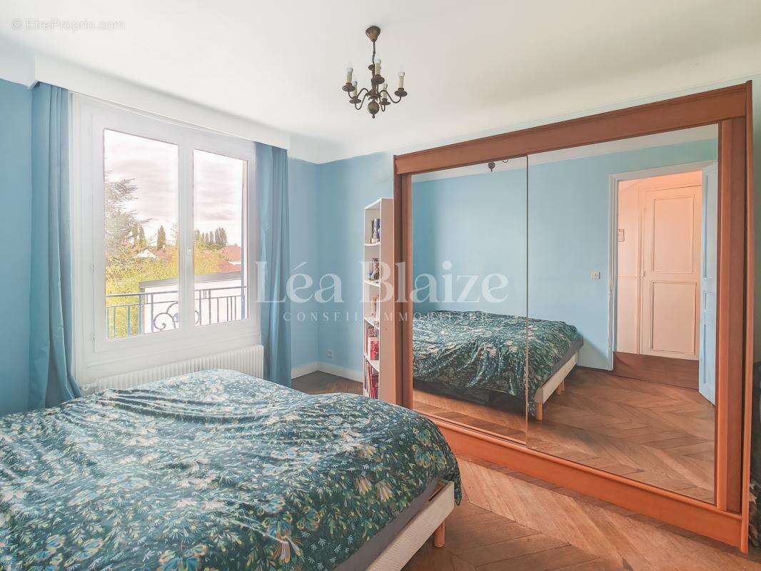 Maison à SARTROUVILLE