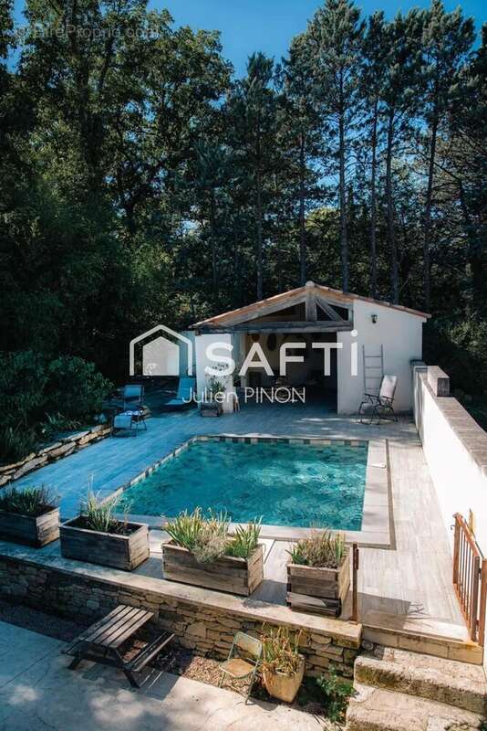 Photo 2 - Maison à SAIGNON