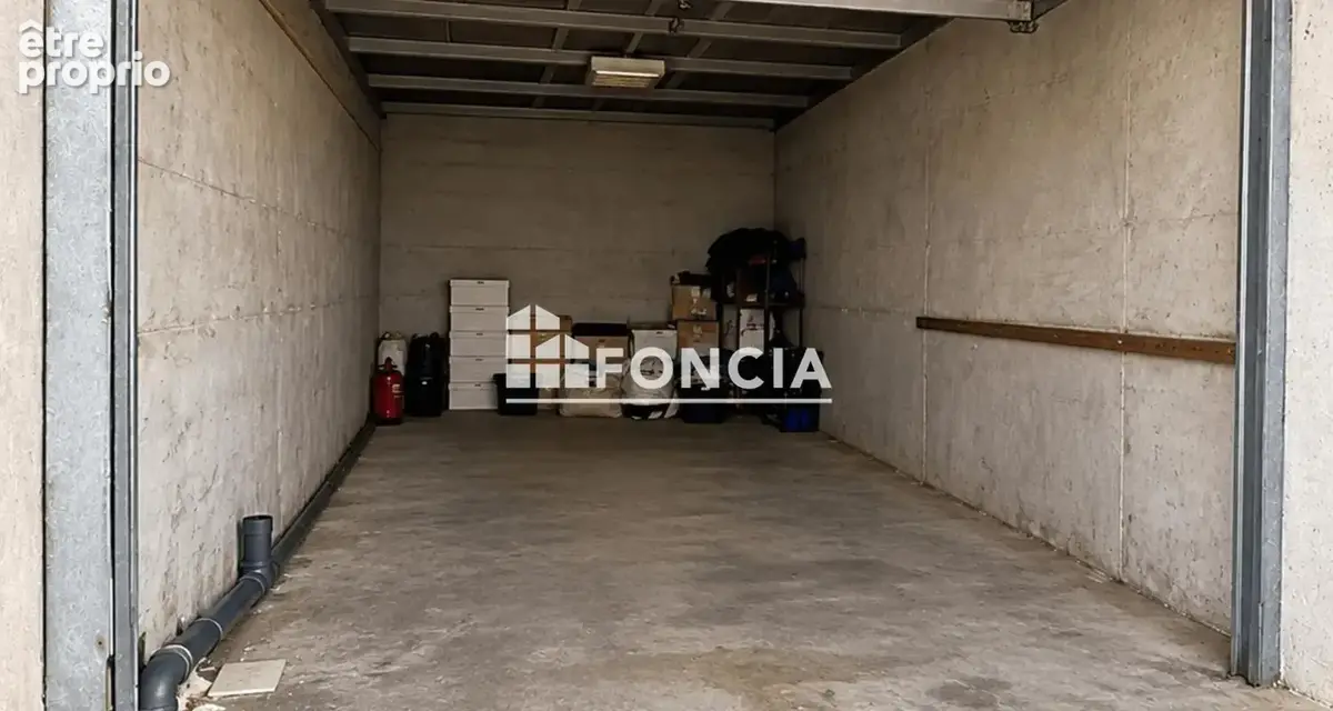 Parking à MARSEILLE-10E