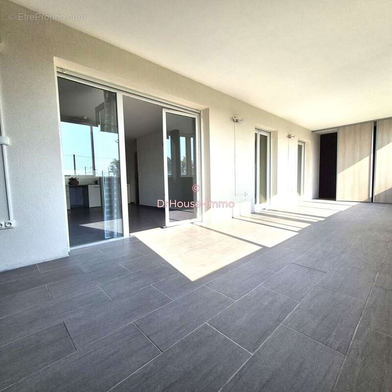 Appartement 60 m² à Castelnau-Le-Lez  - photo 2
