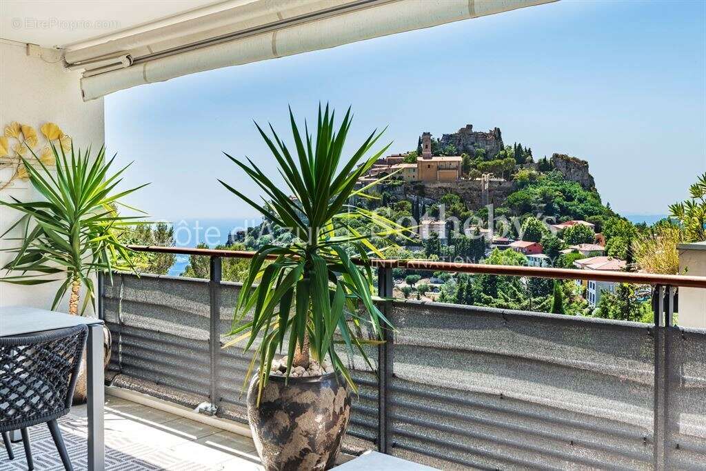 Appartement à EZE