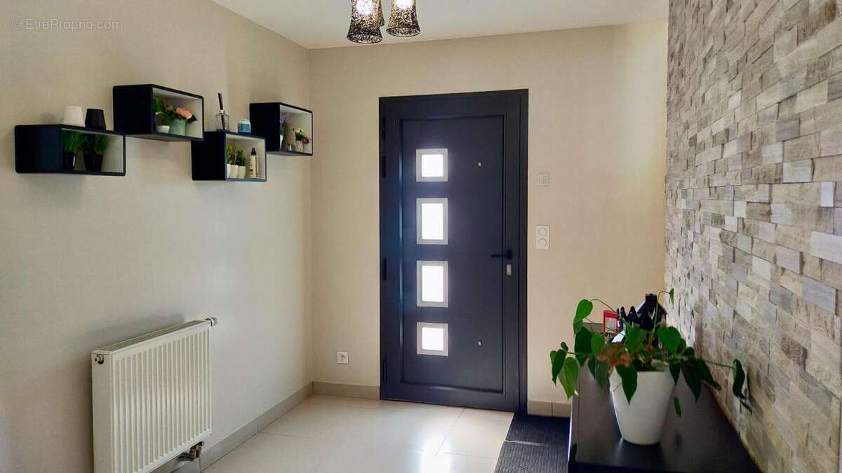 Maison à ALLONVILLE