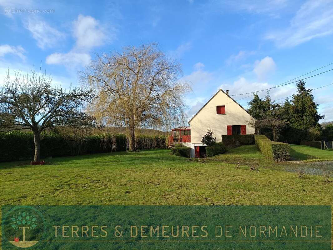 Maison à CORMEILLES