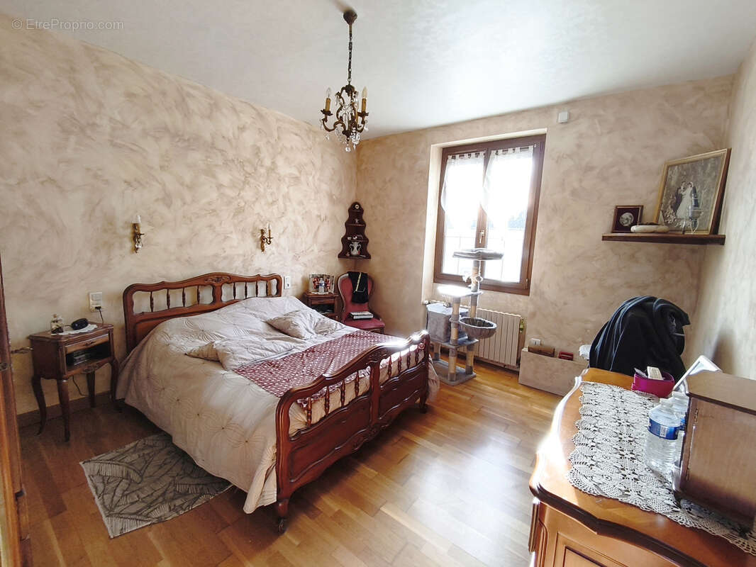 Maison centre bourg 4 chambres - photo 2