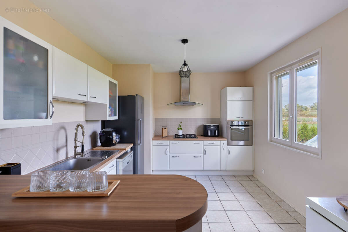 Maison à SAINT-PIERRE-SUR-DIVES