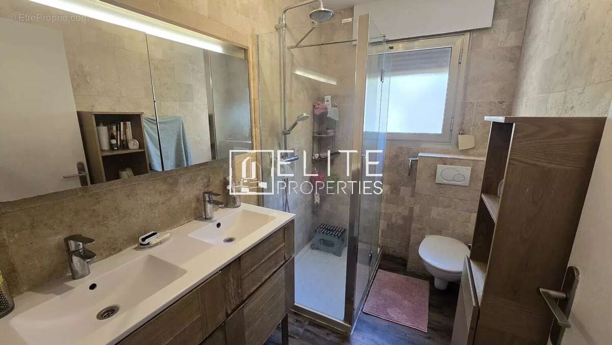 Appartement à LE CANNET