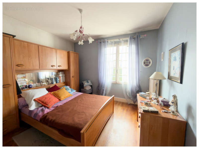 Maison à FONTENAY-LE-FLEURY