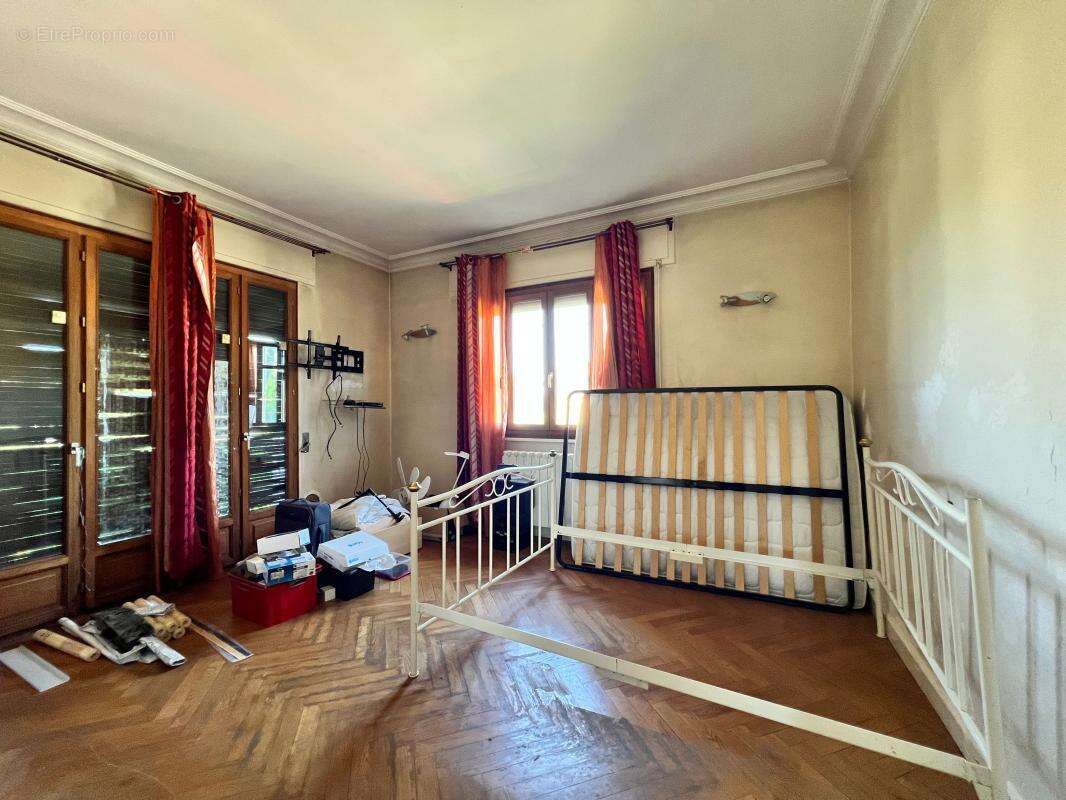 Maison 6 Pièces de près de 145 m2 à vendre dans le secteur du VERNAY - photo 12