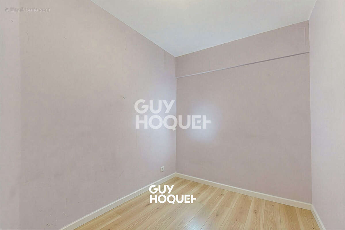 Appartement à PARIS-10E