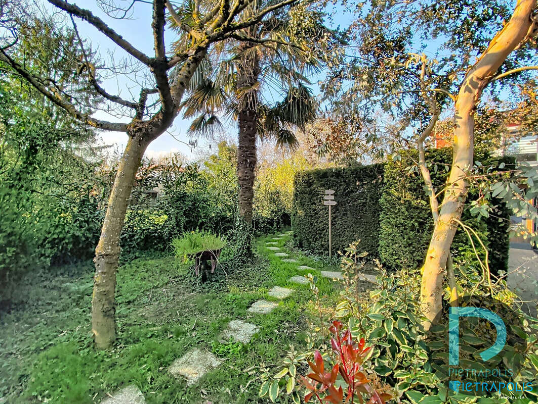 Maison à REPLONGES