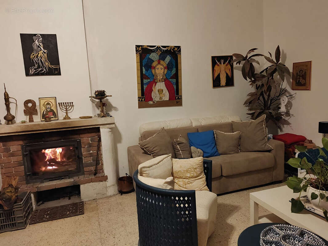 Maison à SAINT-GILLES