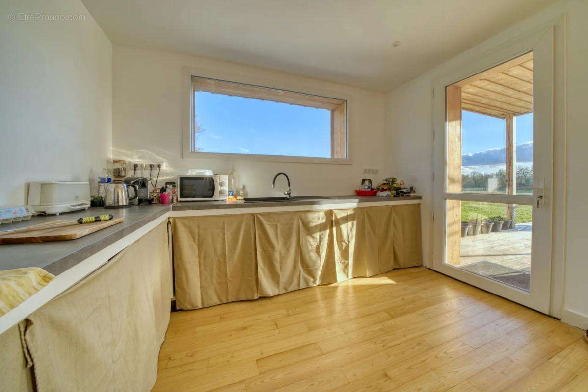 Maison à SAINTE-MEME