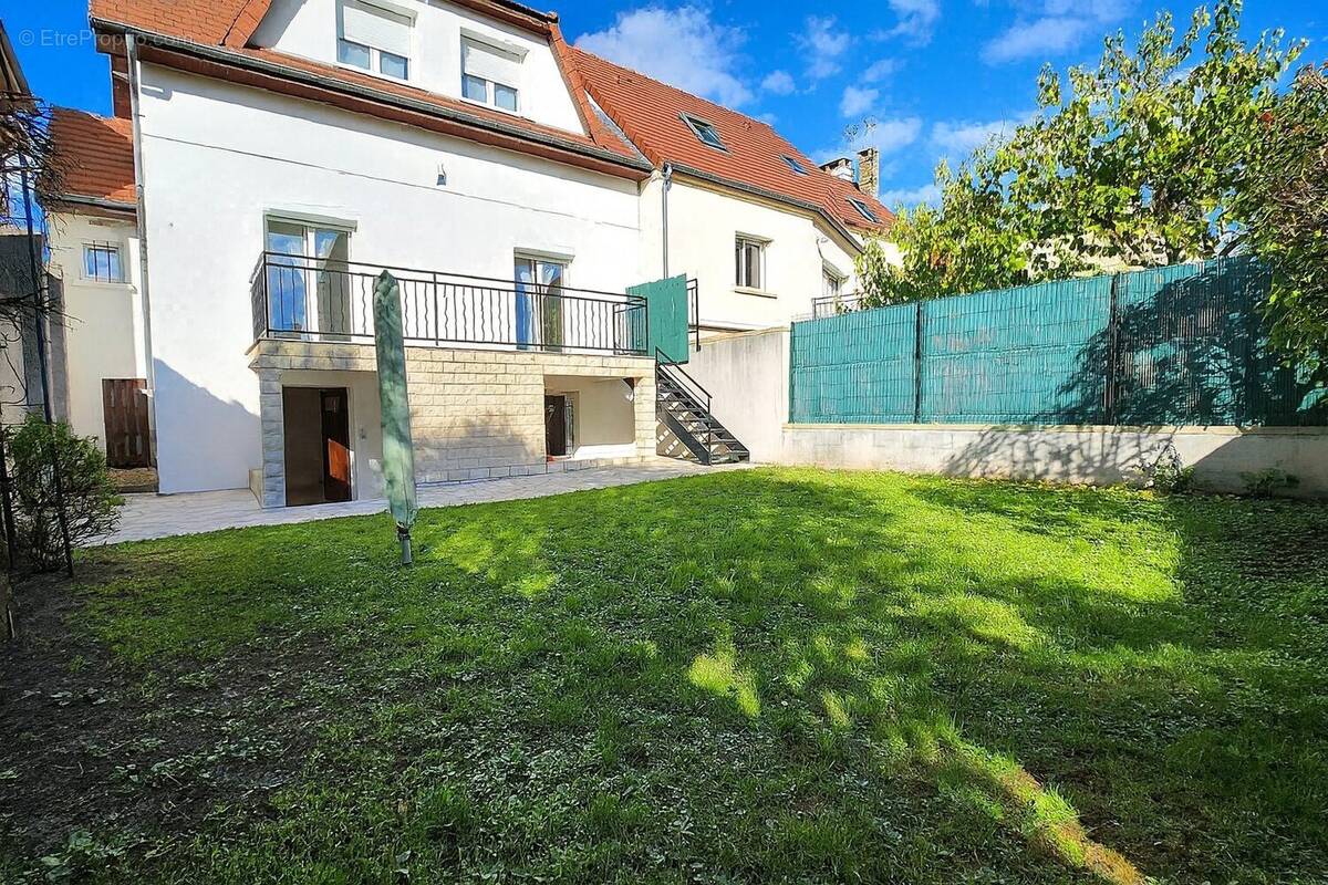 Maison à MAISONS-ALFORT