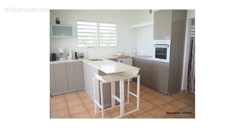 Maison à SAINTE-ANNE