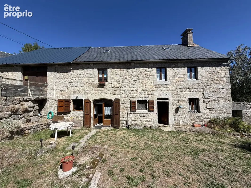 Maison à SAINT-LAURENT-DE-VEYRES