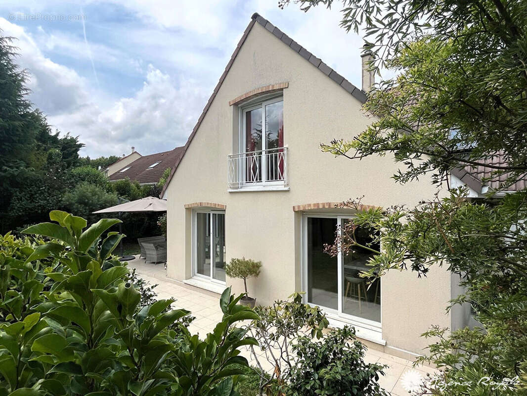 Maison à SAINT-GERMAIN-EN-LAYE