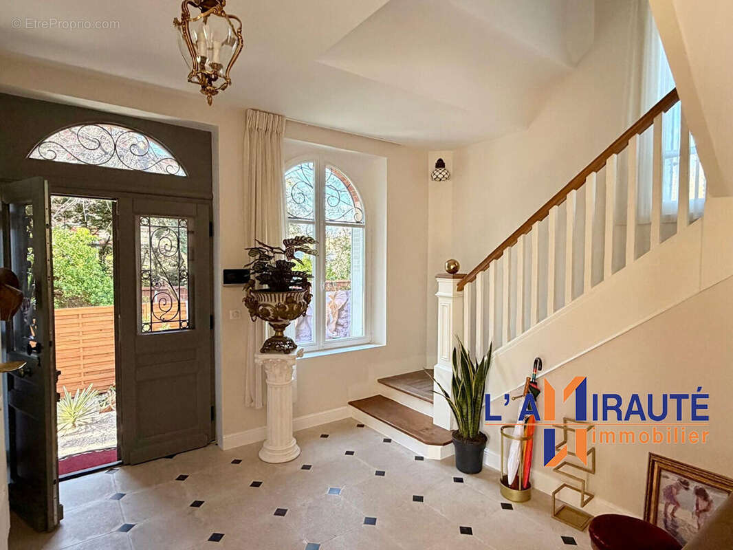 Maison à MAISONS-LAFFITTE