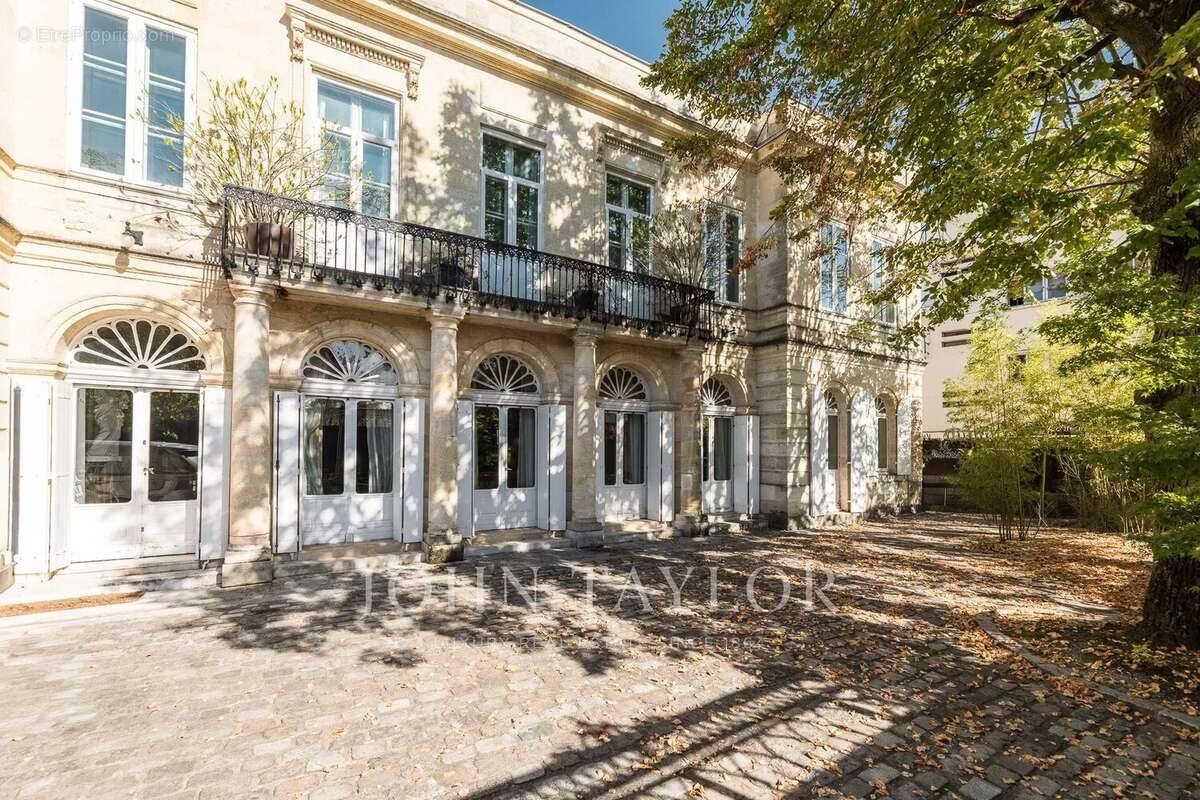 Maison à BORDEAUX