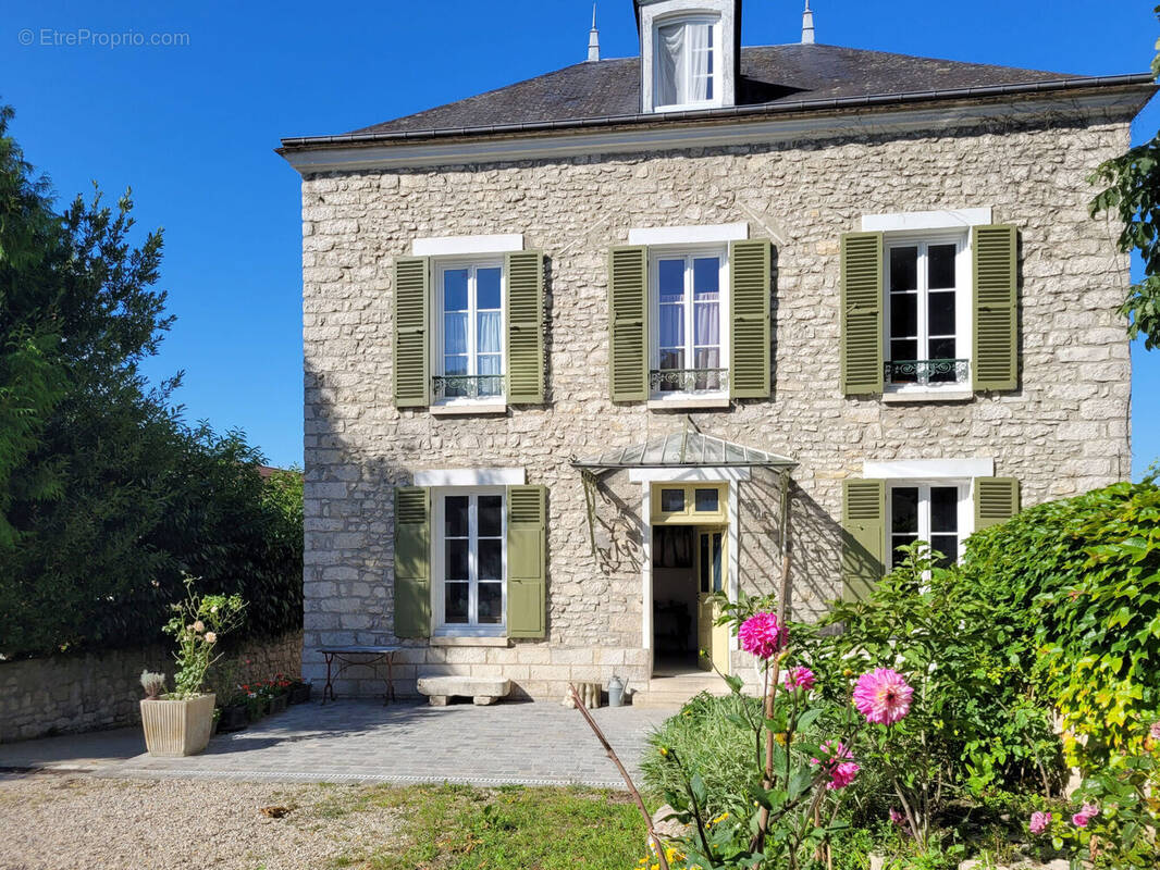 Photo 1 - Maison à SOUPPES-SUR-LOING