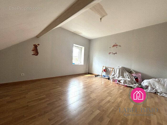 Appartement à RAISMES