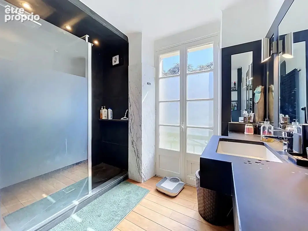 Maison de ville t12 de 285m² avec piscine - photo 15