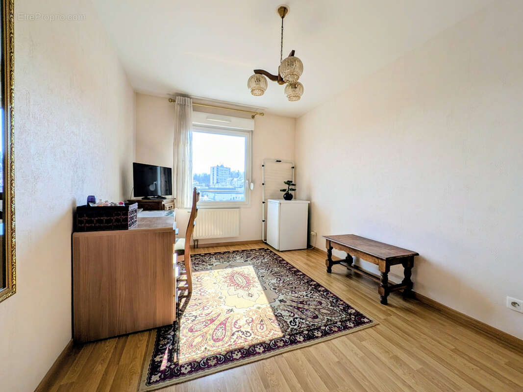 Appartement à JARVILLE-LA-MALGRANGE