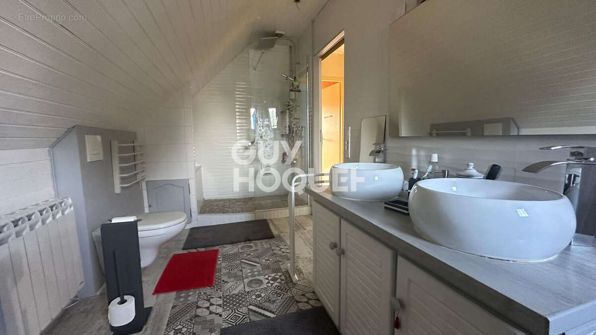 Maison à SAINT-MARTIN-LA-GARENNE