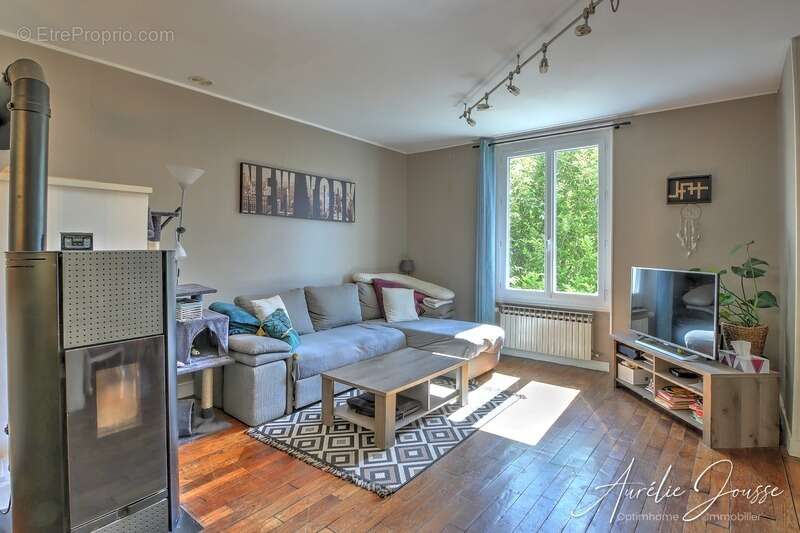 Maison à SAINT-PRIEST-TAURION