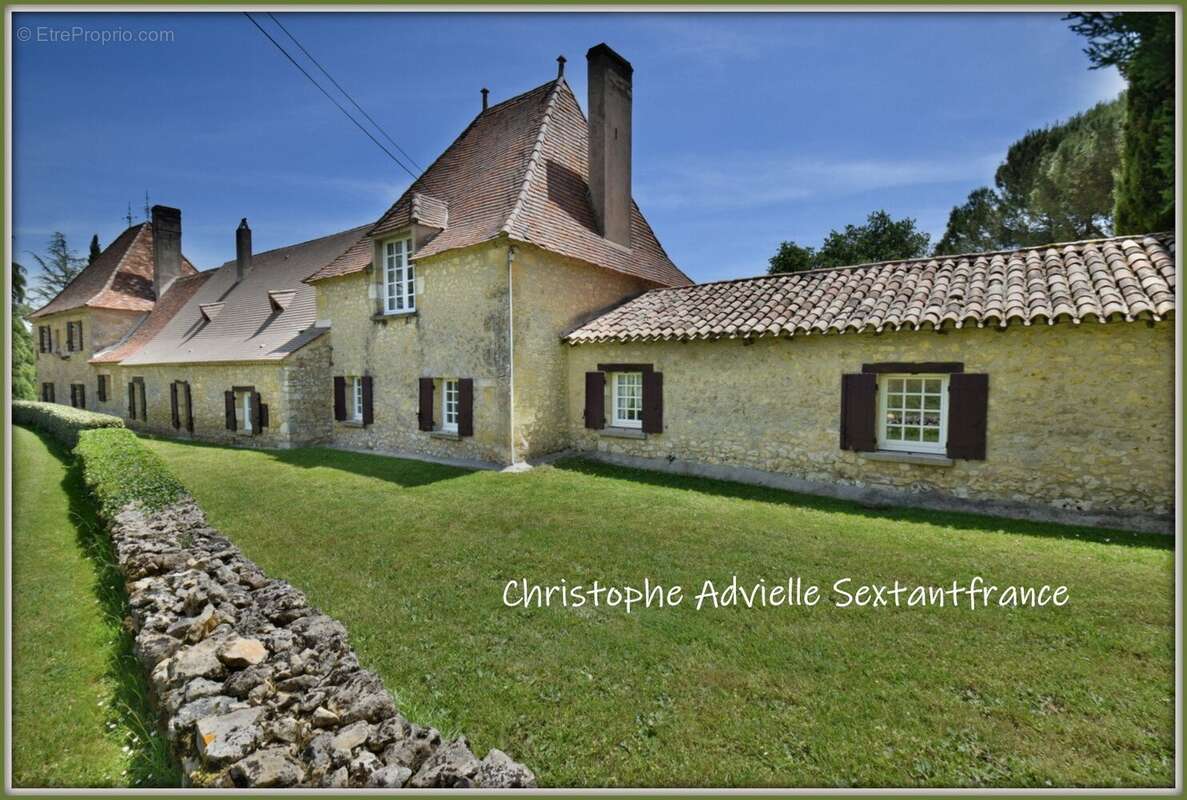 Domaine périgourdin de 400 M2 habitables sur 12 ha de parc avec pisicne - photo 6