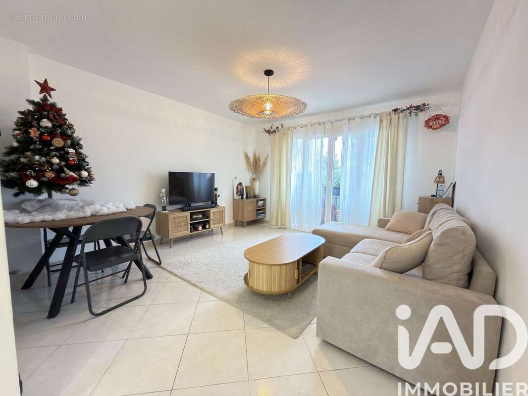 Photo 3 - Appartement à PEYROLLES-EN-PROVENCE