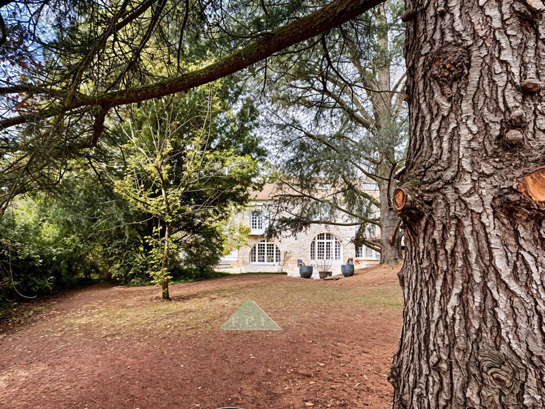 Maison à JUMEAUVILLE