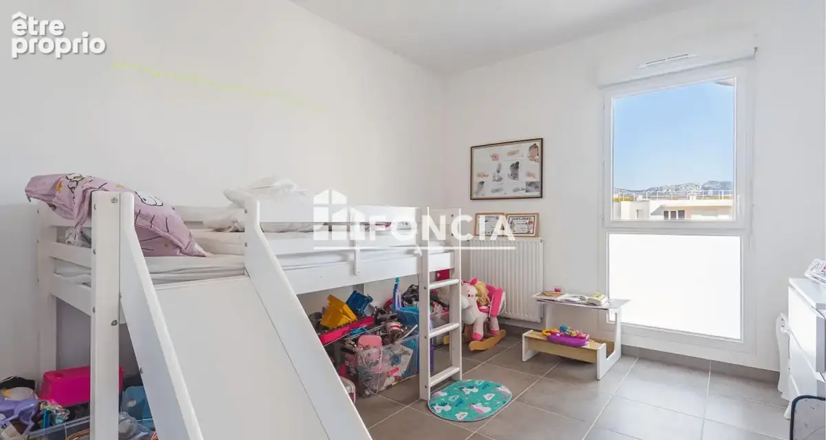 La Seyne-sur-Mer – T3 récent, terrasse 21 m² vue mer, résidence de standing en parc boisé - photo 8