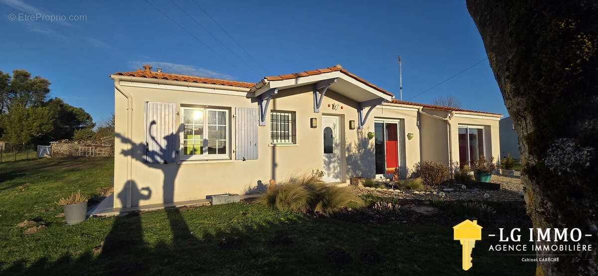Maison à SAINT-FORT-SUR-GIRONDE