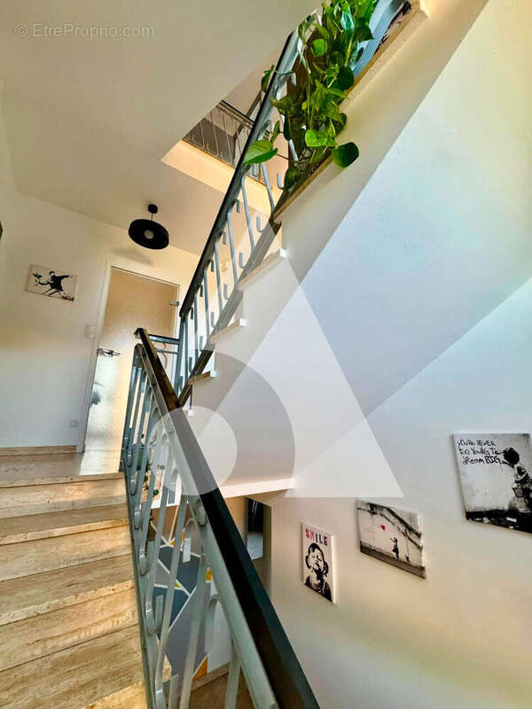 Maison d'exception chatenois  - des volumes à couper le souffle ! - photo 9