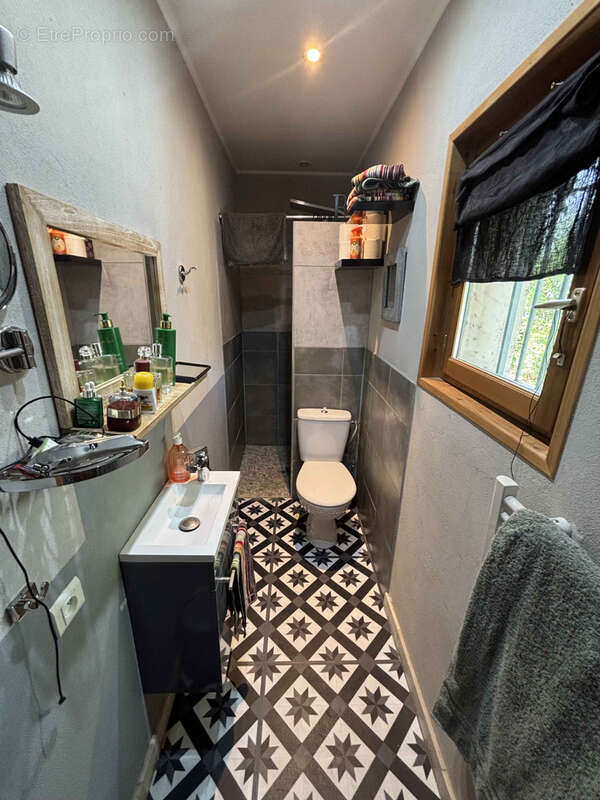 Maison à SAINT-QUENTIN-LA-POTERIE