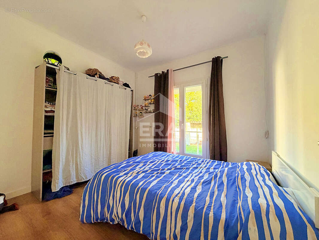 Maison à LA COURONNE