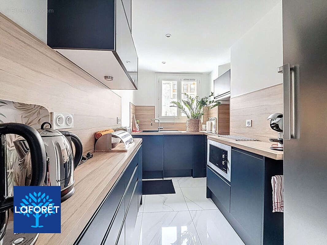 Appartement à PARIS-15E