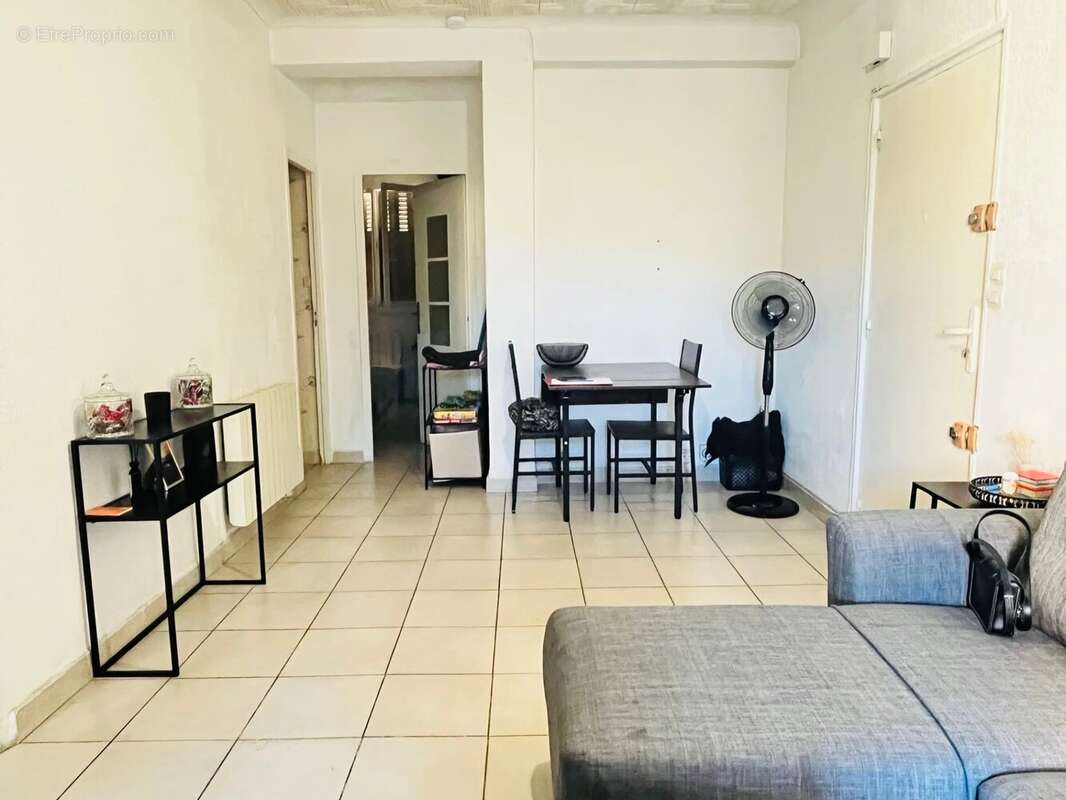 Appartement à MARSEILLE-14E