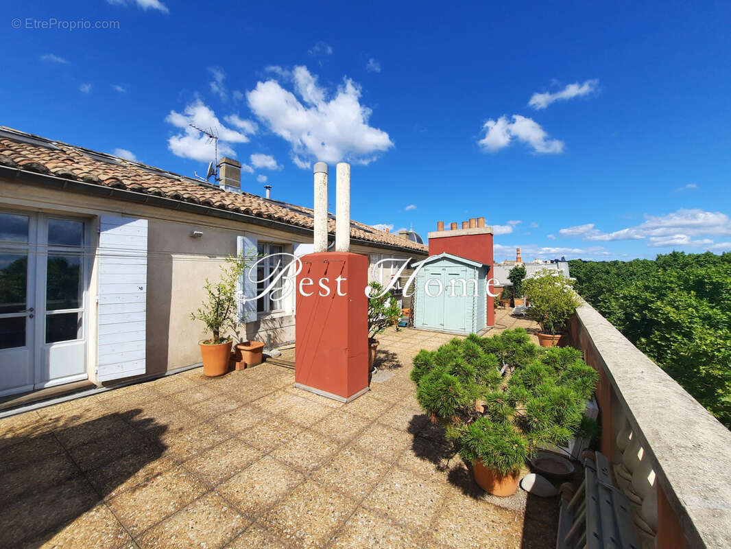 Appartement à NIMES