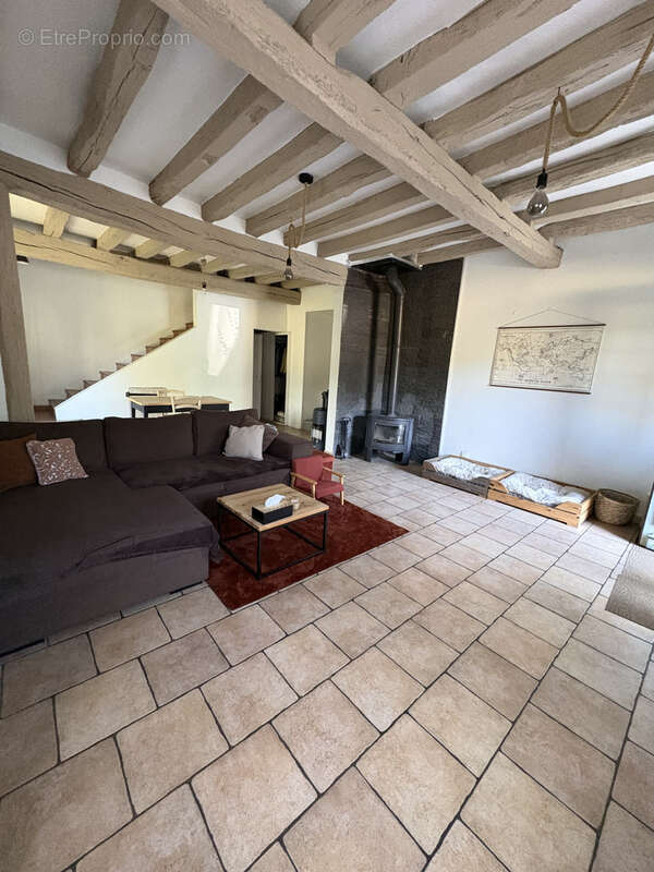 Maison familiale de 110m2 avec dépendance locative de 55m2 - photo 2