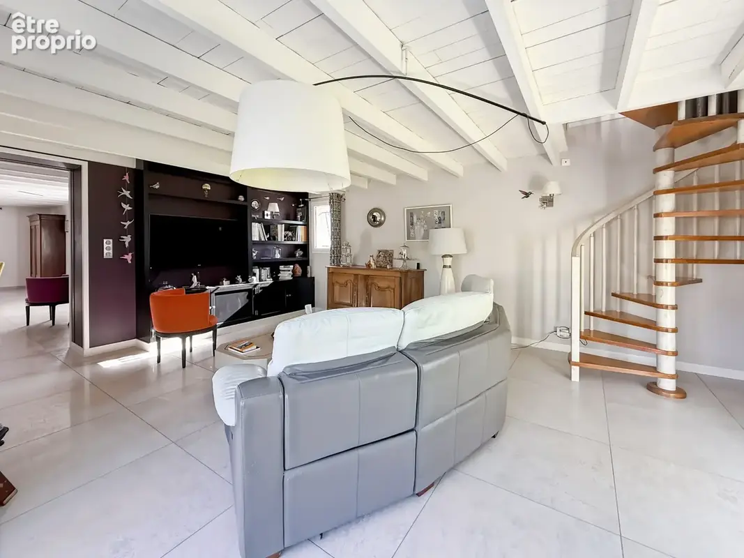 Dept de la Vienne (86) Maison de caractère type 8 à vendre - photo 9