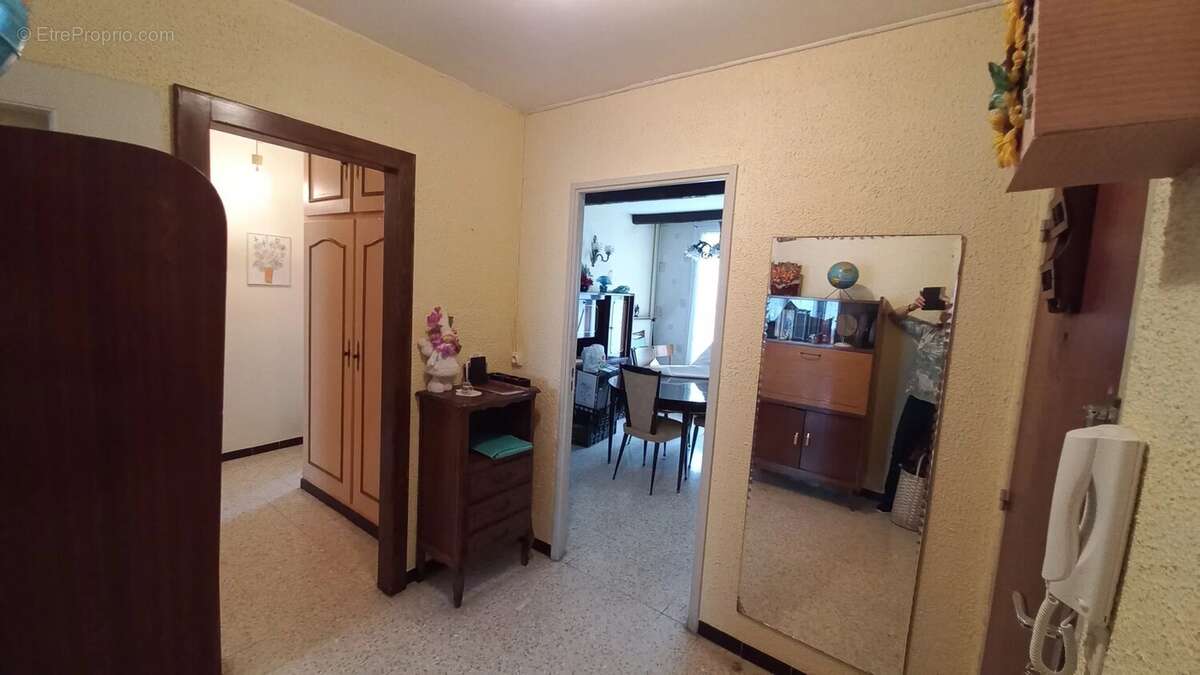 Appartement type 3 rez-de-chaussée résidence sécurisée - photo 2