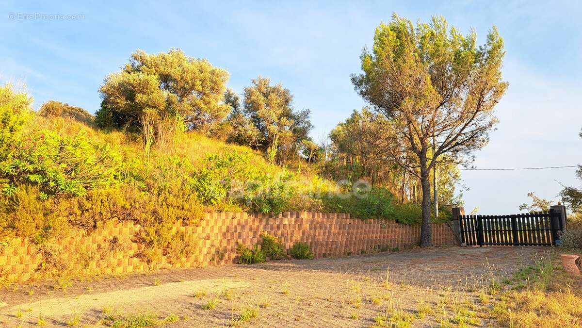 "Rare Gignac, emplacement unique vue panoramique exceptionnelle, Villa 6 pièces 148m2, terrain 2625m2" - photo 18