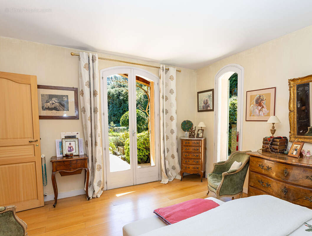 Maison à JONQUERETTES