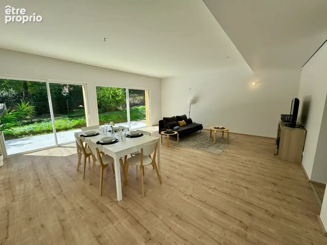 Maison 5 pièces 121 m² à vendre à Pugey (25720) - photo 2